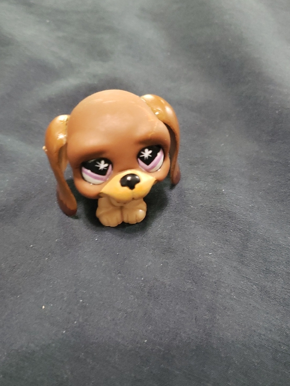 Littlest Pet Shop Brown Puppy with Purple Eyes